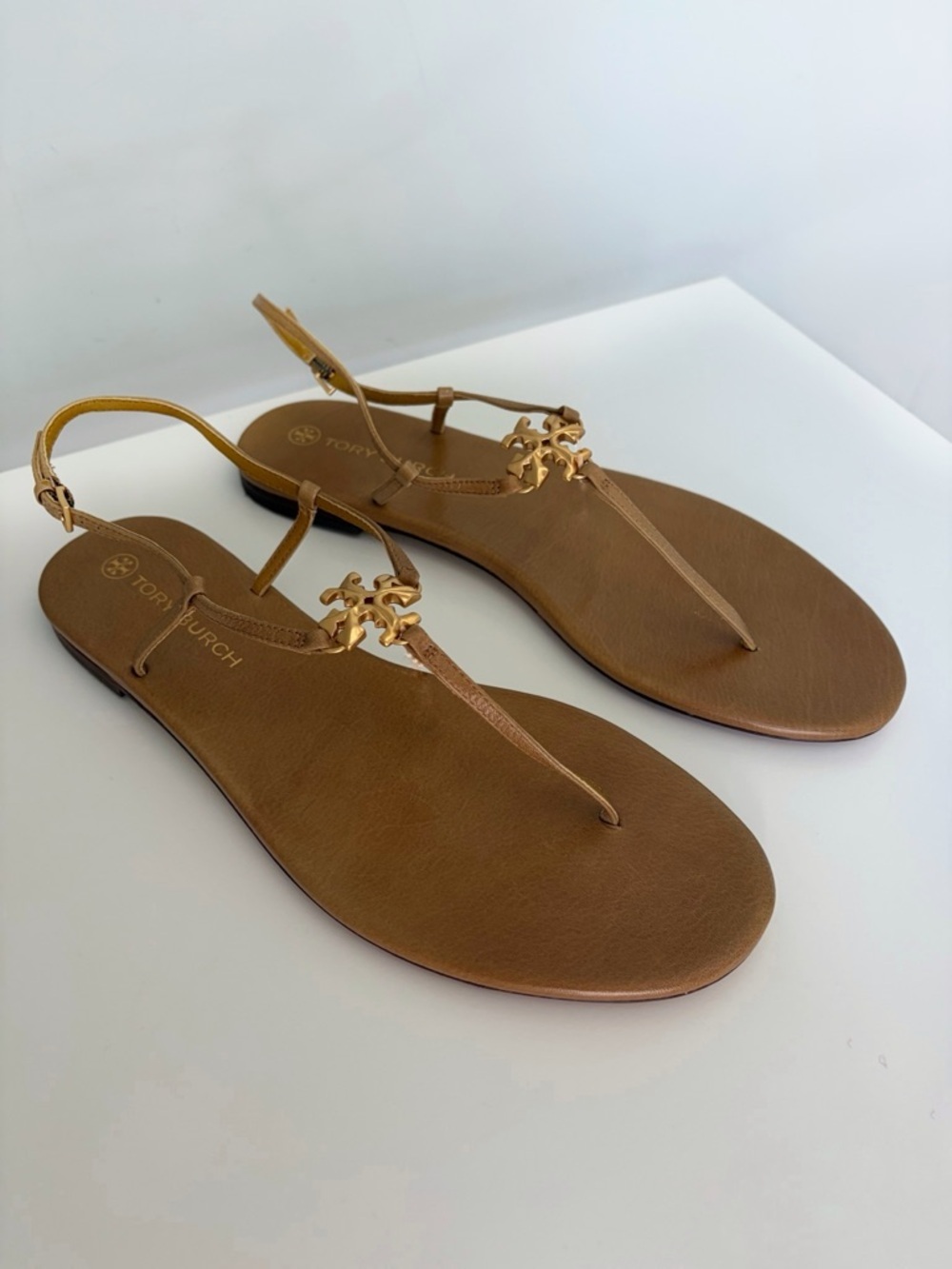 Tory Burch Capri Logo Sandals | Size 11 - Picture 2 of 12